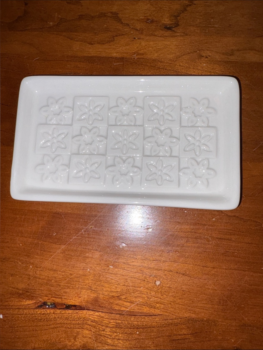 Hallmark White Floral Ceramic Soap Dish